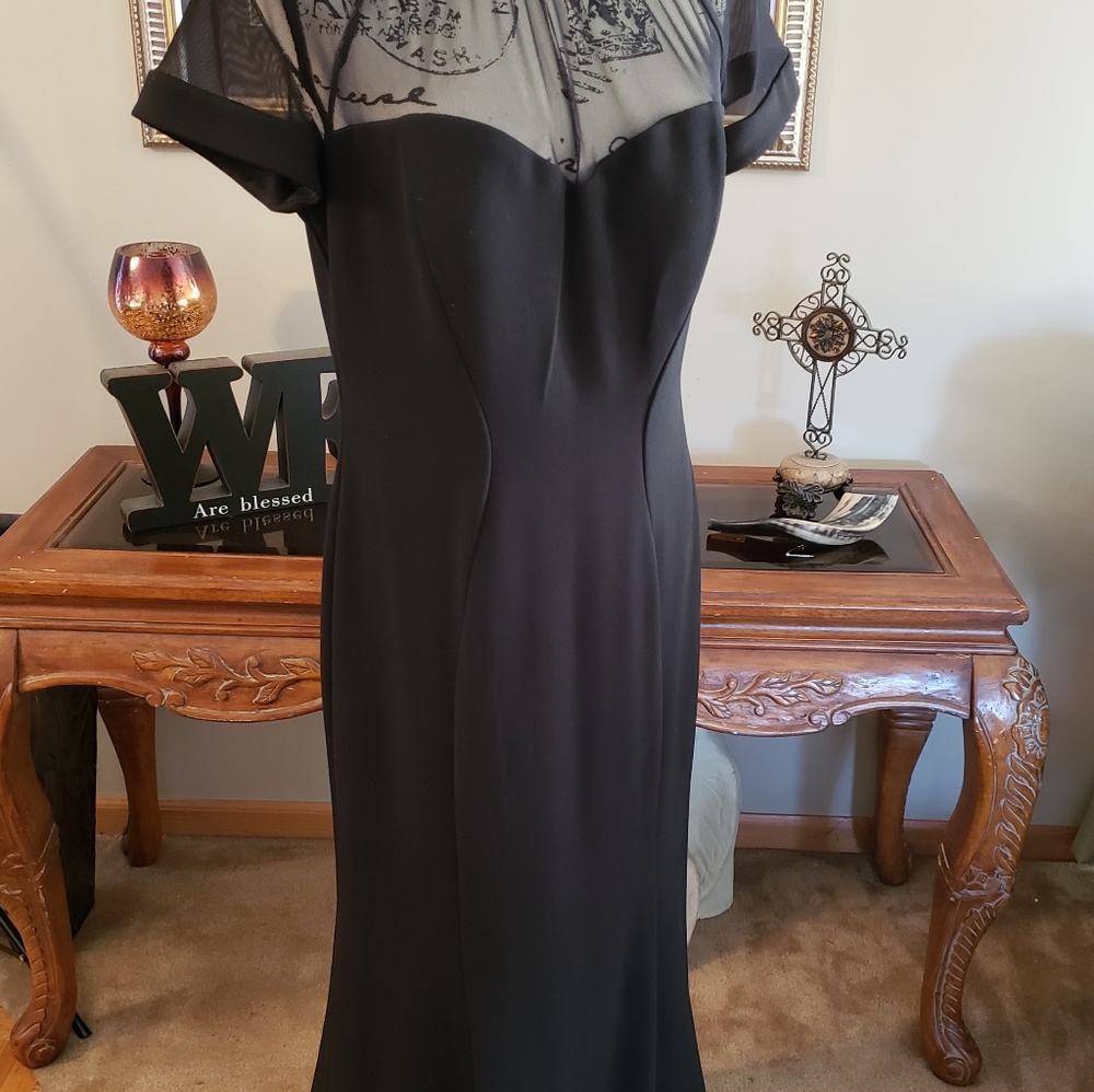 Alex Evenings black dress